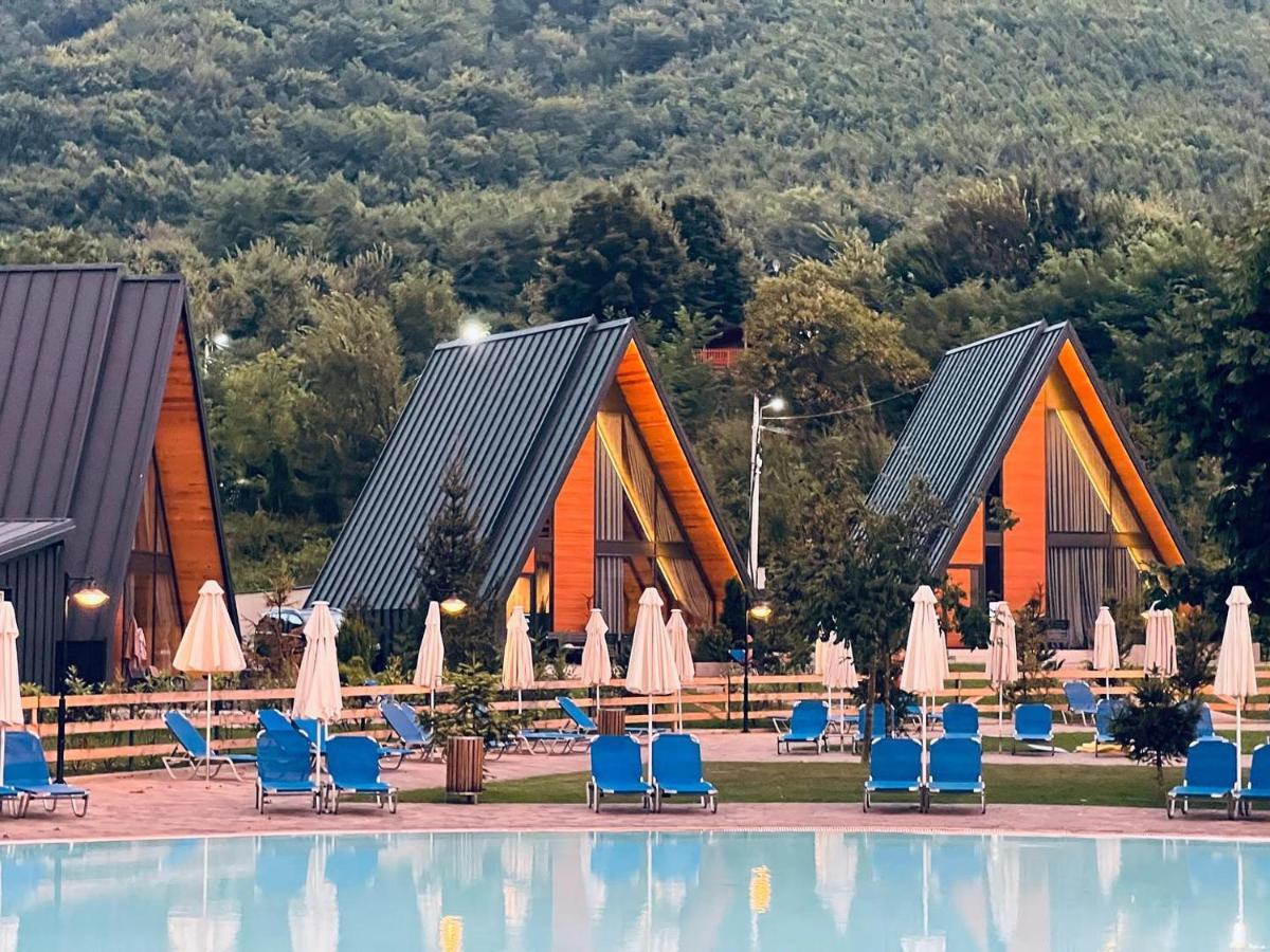 Freskia Resort Ferizaj Bagian luar foto