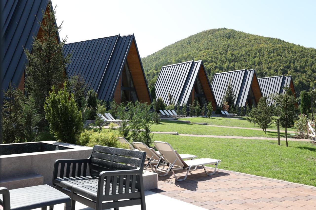 Freskia Resort Ferizaj Bagian luar foto