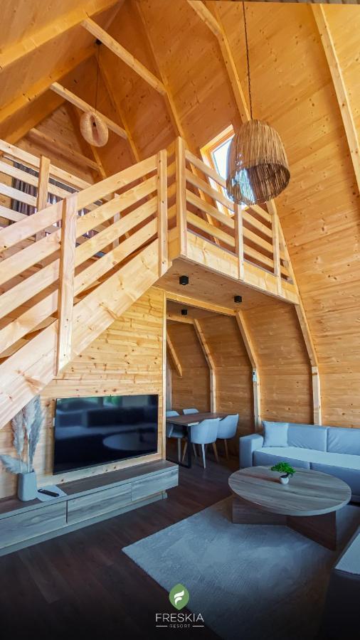Freskia Resort Ferizaj Bagian luar foto