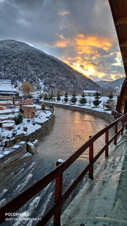 Freskia Resort Ferizaj Bagian luar foto