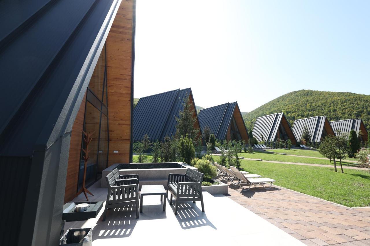 Freskia Resort Ferizaj Bagian luar foto