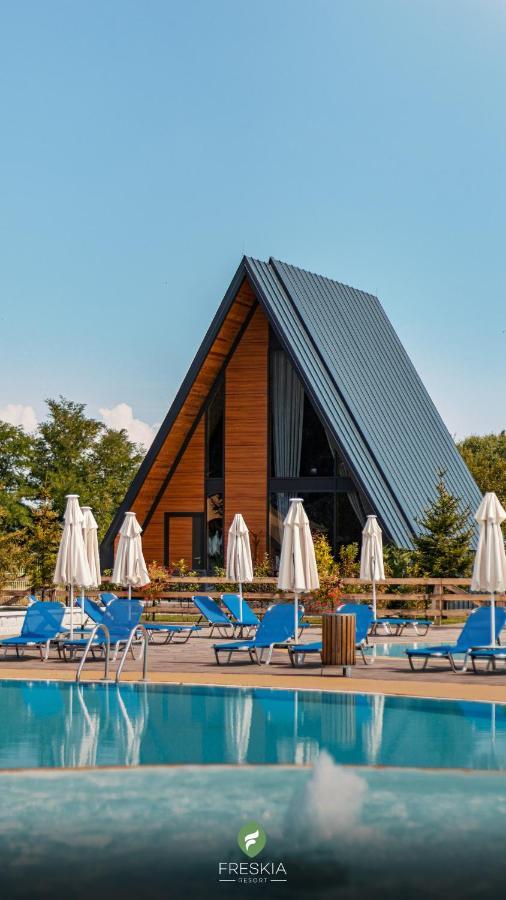 Freskia Resort Ferizaj Bagian luar foto